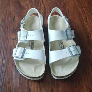 Birkenstock White Whimsical Summer Edgy Casual Chic Beach Sandals Size 38 WIDE